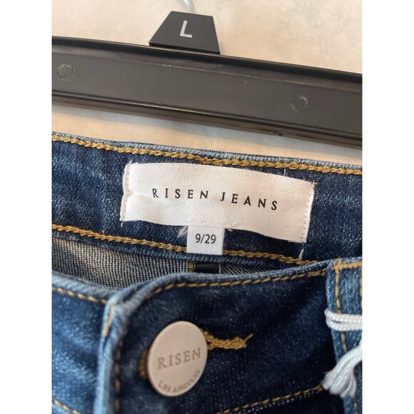 Risen Jeans NWT Dawn High Rise Distressed Size 9 29W Style RDP5146 Dark Wash - Picture 3 of 8
